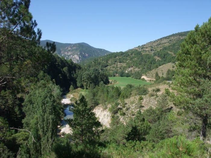 The Vall de Lavansa is one of the most beautiful and unspiloed valleys of the Catalan Pyrenees. Rural tourism helps farmers in mountan areas maintain a threatened way of life - all the better for us to enjoy too!